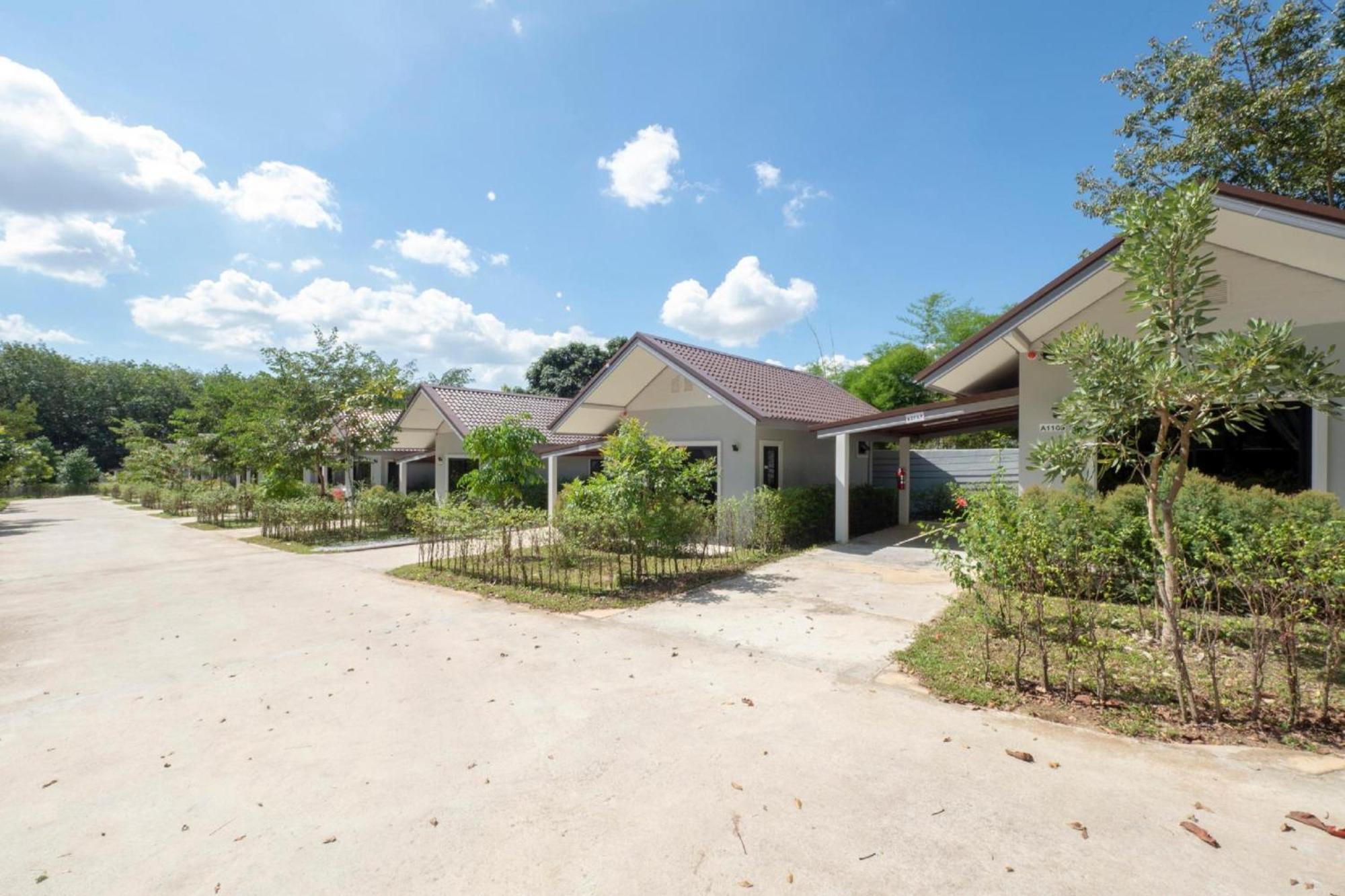 Capital O 75378 Thawapee Resort ラヨーン エクステリア 写真